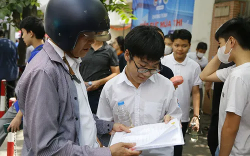 10 khoản tiền nhà trường không được thu của học sinh trong năm học 2025-2026