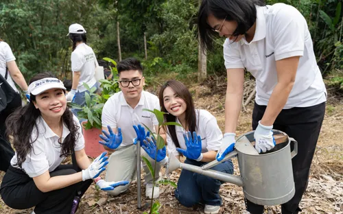 Sống khỏe góp xanh 2025: Giới trẻ góp sức bảo vệ môi trường