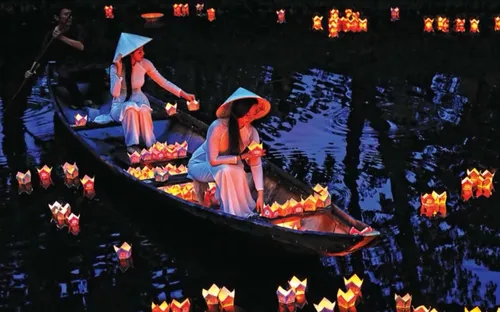 Quảng bá hình ảnh Việt Nam qua ống kính nhiếp ảnh