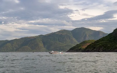 Khánh Hòa: Bắt đầu thu phí tham quan vịnh Nha Trang từ ngày 25/9