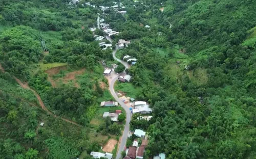 Chủ động tích trữ lương thực, dựng nhà tránh trú thiên tai