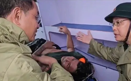 Quảng Trị: Thêm 1 ngư dân được cứu sống trong vụ hai tàu cá gặp nạn khi trú bão số 10