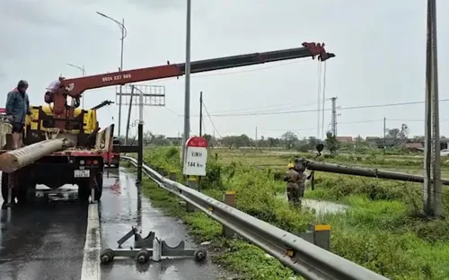 Quảng Trị khắc phục hậu quả bão số 10