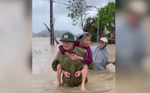 Thanh Hóa khẩn trương sơ tán người dân vùng ngập lụt