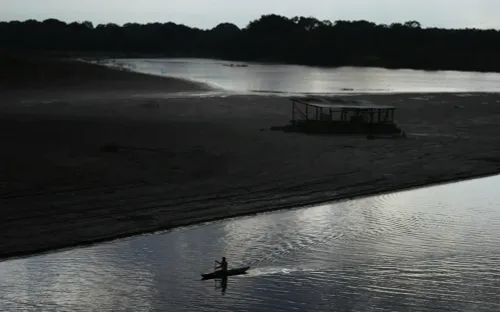 “Sông bay” Amazon suy yếu do mất rừng, nguy cơ hạn hán ngày càng trầm trọng