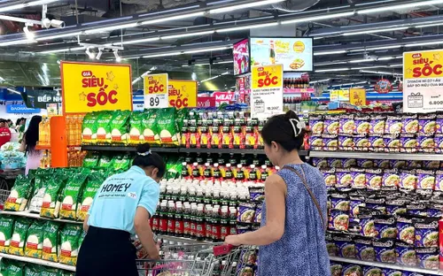 Siêu thị tăng 50% nguồn rau củ, đảm bảo cung ứng mùa bão