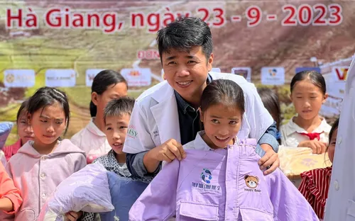 Hành trình “Theo dấu chân bác sĩ”...