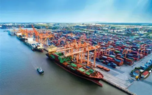 Trung Quốc ban hành quy định thu phí cảng đặc biệt đối với tàu Mỹ