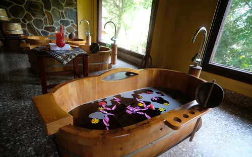 Dược liệu vùng cao trong hành trình du lịch sức khỏe