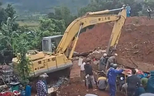 Đắk Lắk: Hai người tử vong do móng nhà hàng xóm đang thi công bị sập