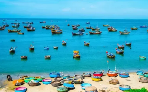 Du lịch biển tăng tốc đón làn sóng khách trú đông