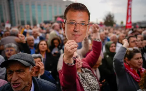 Thị trưởng Istanbul bị thẩm vấn về cáo buộc gián điệp