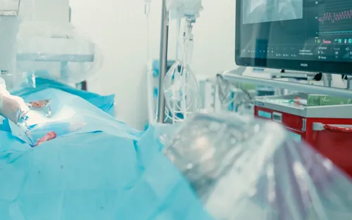 Bú kém, bỏ bú: Cảnh báo bệnh tim bẩm sinh ở trẻ sơ sinh