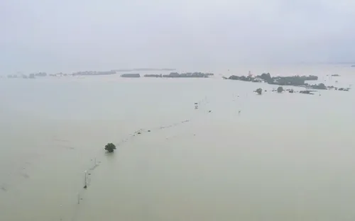 Lũ lên cao trở lại ở Trung Bộ