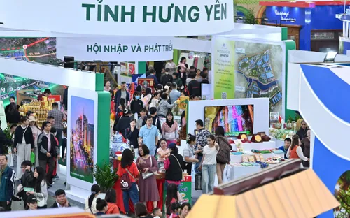 Sản phẩm địa phương bùng nổ tại Hội chợ Mùa Thu 2025