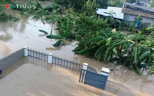 Nước sông Kỳ Lộ dâng cao, nhiều nhà dân vùng hạ lưu Đắk Lắk bị ngập