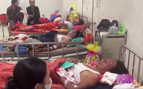 Tình người nơi biển khơi