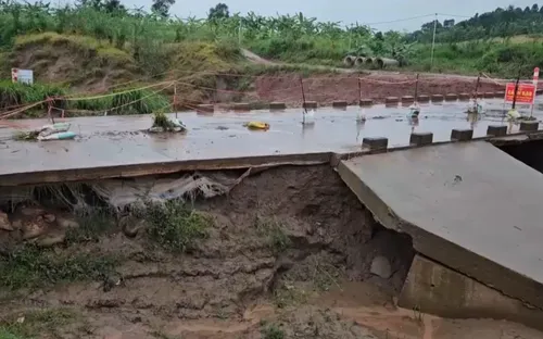 Thực trạng giao thông miền núi sau mưa lũ kéo dài