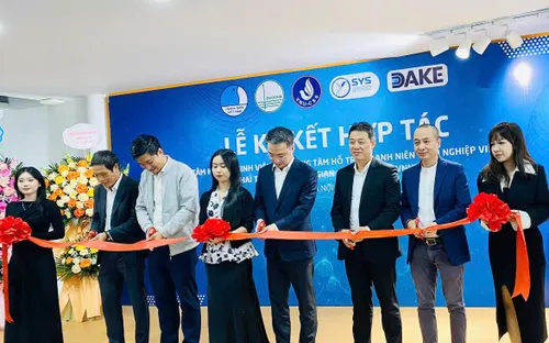 Trao 5 tỷ đồng Học bổng “Khởi nghiệp kinh tế số” cho Đại học Quốc gia Hà Nội