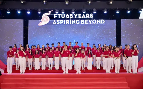 Trường ĐH Ngoại thương kỷ niệm 65 năm thành lập