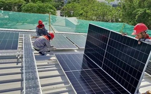 Phạt tiền tới 20 triệu đồng với lắp điện mặt trời mái nhà không báo cáo