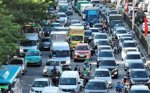 100% phương tiện công cộng dùng năng lượng sạch vào năm 2030