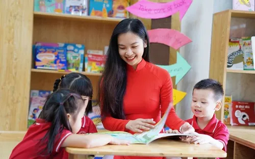 Chính sách đãi ngộ cho nhà giáo phải thực chất và bền vững