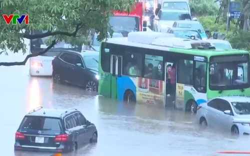 Ngập úng đô thị gây thiệt hại 1-1,5% GDP mỗi năm