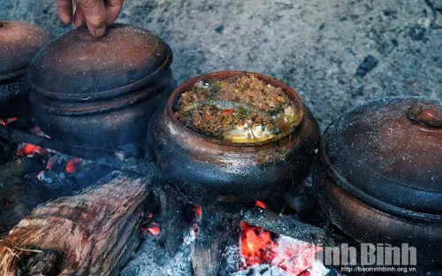 Khơi dậy giá trị truyền thống từ niêu cá kho Đại Hoàng