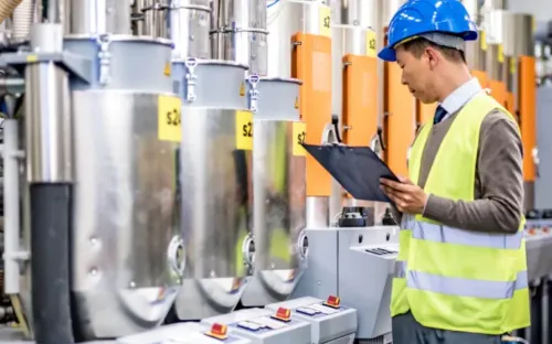 Ưu đãi thuế cho DNNVV năm 2025: Kỳ vọng cú hích thúc đẩy kinh tế