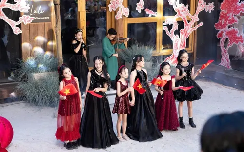 Thanh âm bốn mùa: Trình diễn thời trang gây quỹ hỗ trợ trẻ em khuyết tật