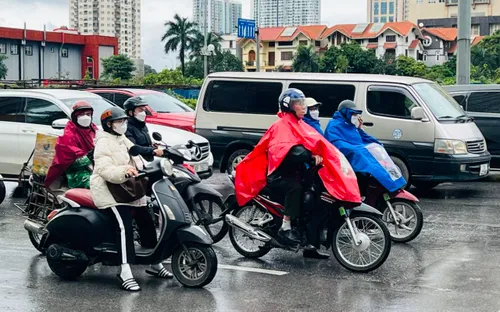 Bắc Bộ trời rét, cảnh báo lốc sét và mưa to cục bộ ở Trung Bộ