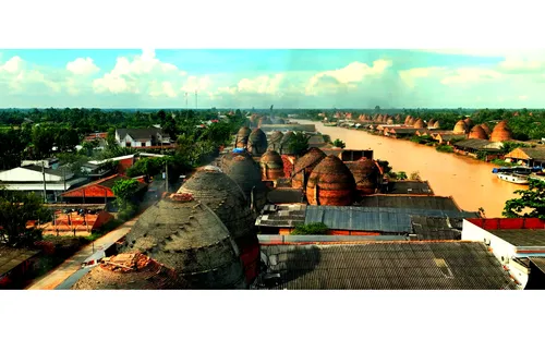 Hơi thở đương đại của đất và lửa ở làng gốm trăm năm tuổi