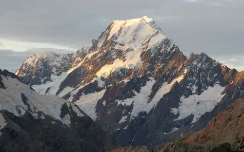 Hai người leo núi tử vong khi ngã gần đỉnh núi cao nhất New Zealand