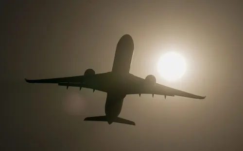 Hàng không châu Á gián đoạn sau lệnh triệu hồi máy bay Airbus