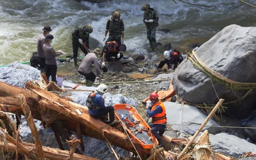 Indonesia khắc phục hậu quả sau lũ quét tàn phá, số người thiệt mạng tăng đột biến
