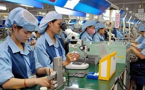 Hai "siêu địa phương" vượt mốc 100 tỷ USD: Cú hích để Việt Nam bước vào giai đoạn tái cấu trúc tăng trưởng