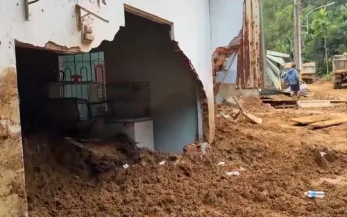 Đà Nẵng khẩn trương xây nhà cho người dân vùng thiên tai