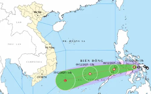 Áp thấp nhiệt đới gây gió mạnh trên vùng biển phía Đông Nam khu vực giữa Biển Đông