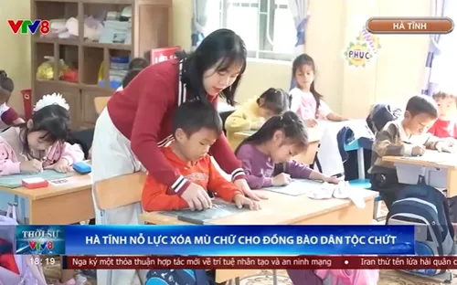 Hà Tĩnh nỗ lực xóa mù chữ cho đồng bào dân tộc Chứt