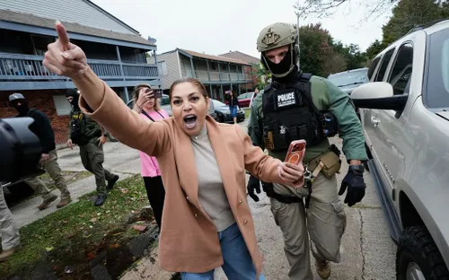 Chính quyền Tổng thống Trump hủy thị thực nhiều gấp đôi so với năm 2024