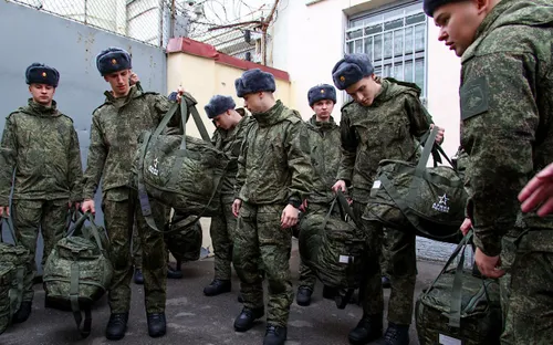 Tổng thống Nga Putin ký sắc lệnh triệu tập quân nhân dự bị