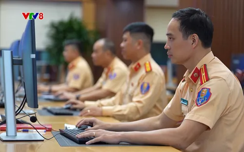 Phóng sự: Công an số - Bảo đảm an toàn trên từng cung đường