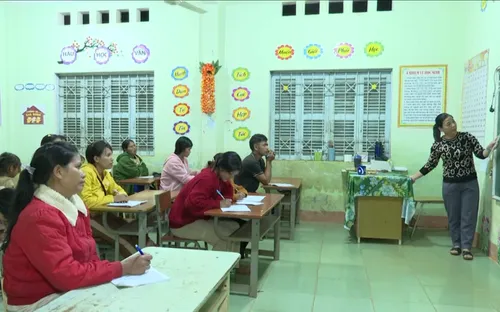 Thắp sáng những ước mơ biết chữ