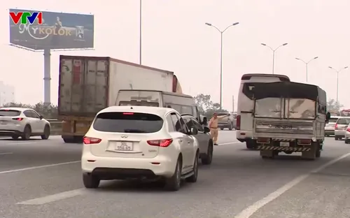 Sẵn sàng phương án chống ùn tắc tại cửa ngõ Hà Nội dịp cao điểm