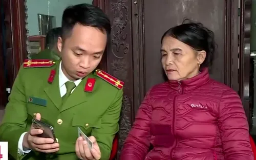 Chuyển đổi số về thôn xóm: Người dân bớt bỡ ngỡ nhờ tổ cộng đồng “cầm tay chỉ việc''