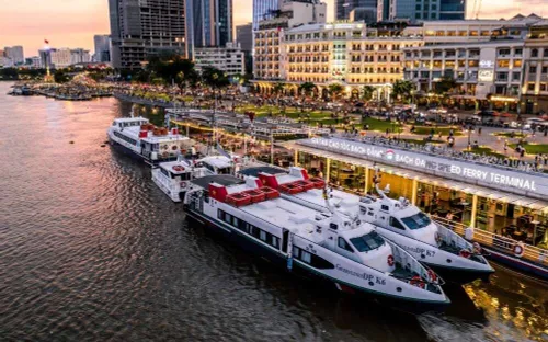 "Lỗ hổng" kẹt xe và ô nhiễm: Rào cản lớn nhất ngăn TP.HCM chinh phục đỉnh cao du lịch MICE và sông nước