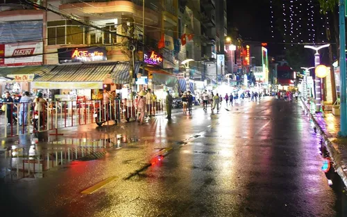 Cần Thơ mở lại phố đi bộ Bến Ninh Kiều với các hoạt động văn hóa nghệ thuật truyền thống