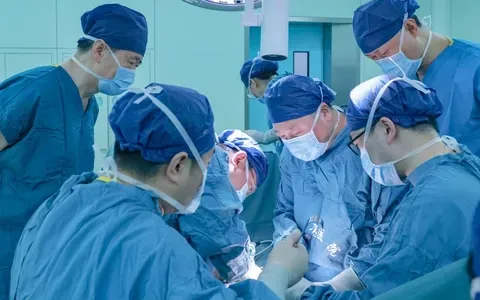 Đột phá y học mở ra kỷ nguyên điều trị cá nhân hóa và phòng ngừa bệnh mạn tính