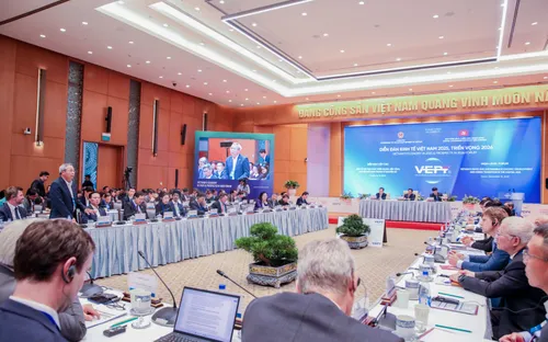 Đề xuất các giải pháp thúc đẩy tăng trưởng gắn với chuyển đổi xanh và chuyển đổi số